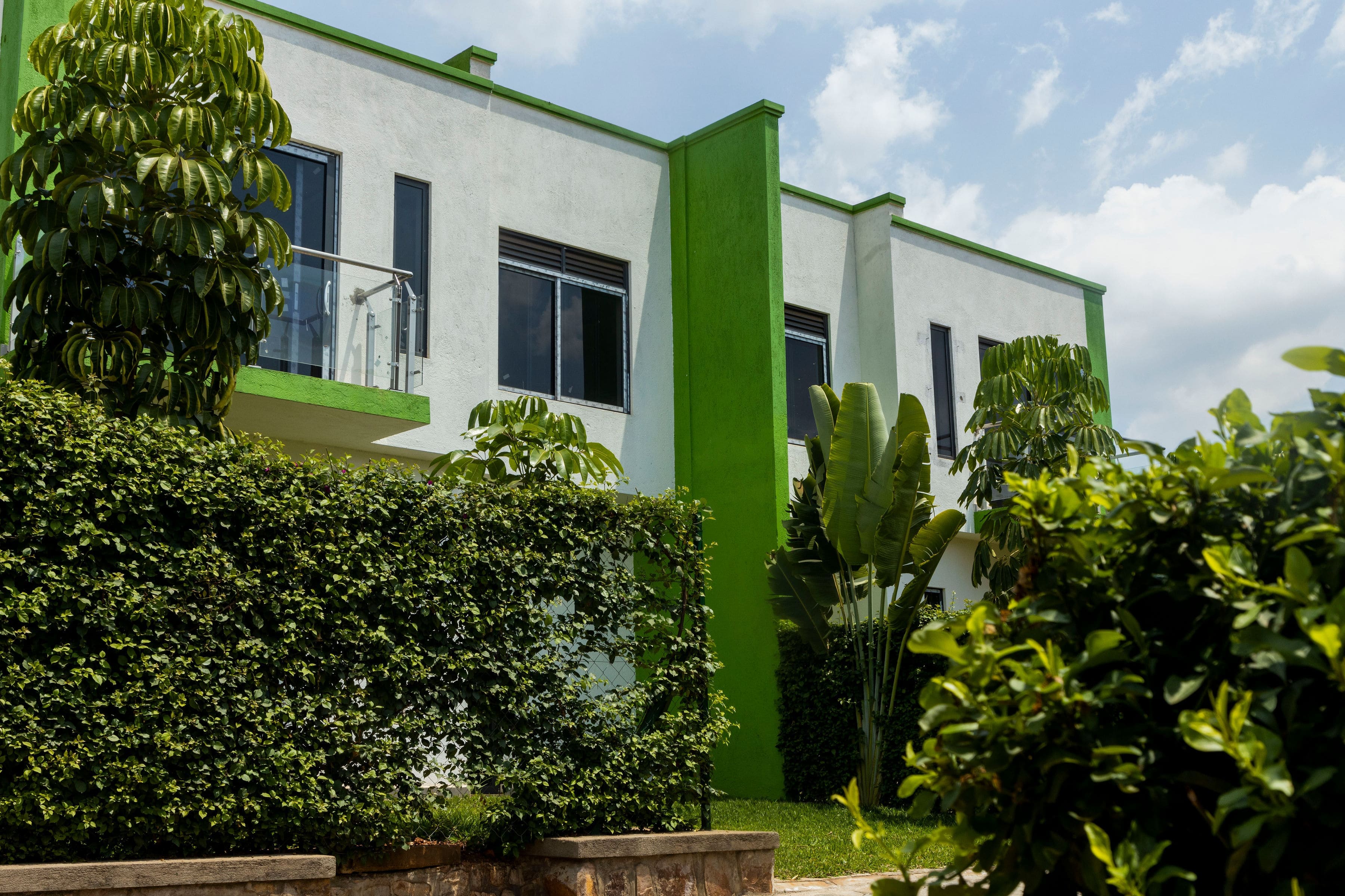 PINACCLE GARDENS ESTATE