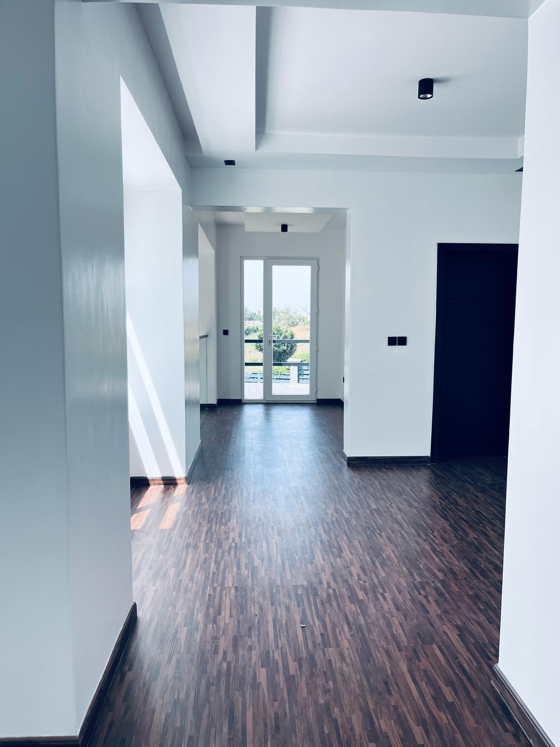 CR 045 RESIDENTIAL HOUSE FOR RENT IN KINYINYA