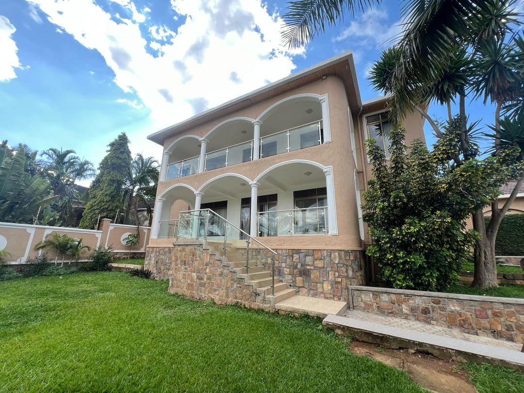 CR 047 House for rent in Gacuriro