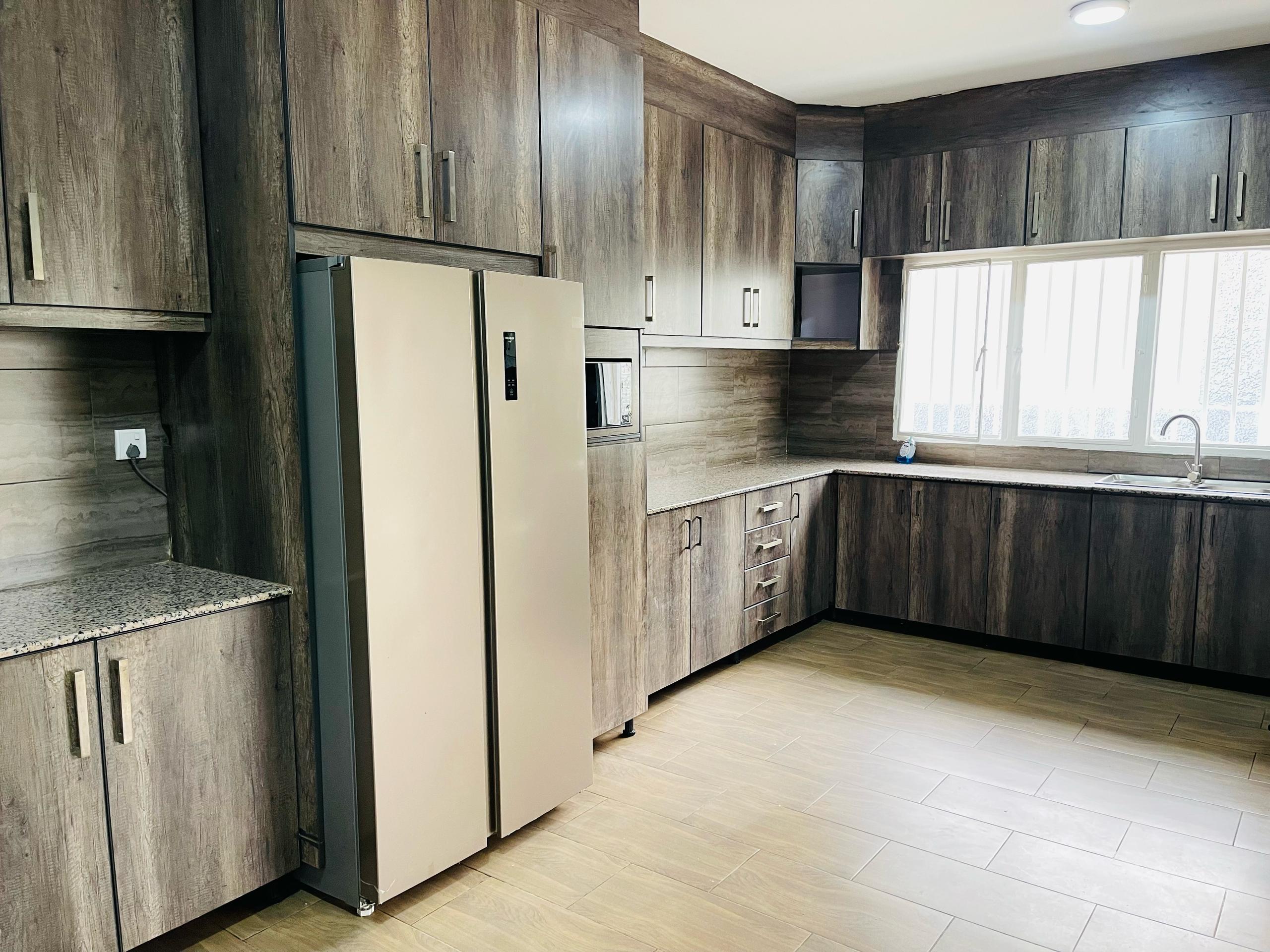 CR 050 HOUSE FOR RENT AND SALE IN KICUKIRO
