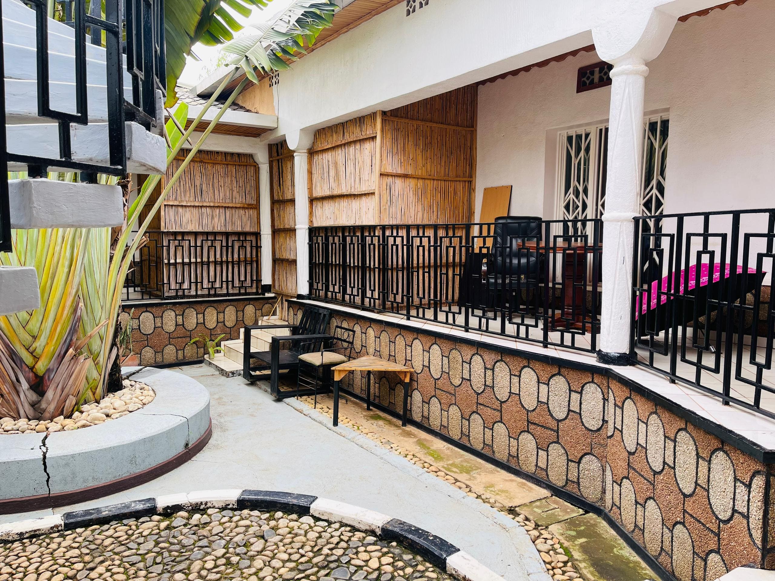 CR 057 PROPERTY FOR RENT IN KIMIHURURA-RUGANDO
