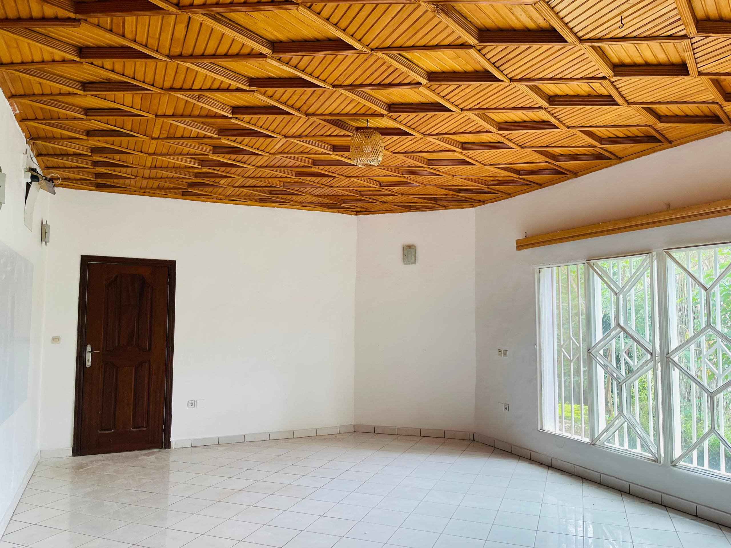 CR 057 PROPERTY FOR RENT IN KIMIHURURA-RUGANDO