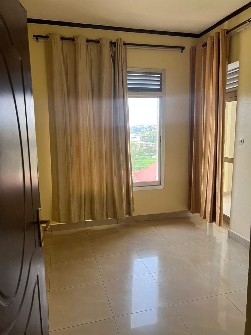 CR 060 RESIDENTIAL HOUSE FOR RENT/SALE IN GACURIRO