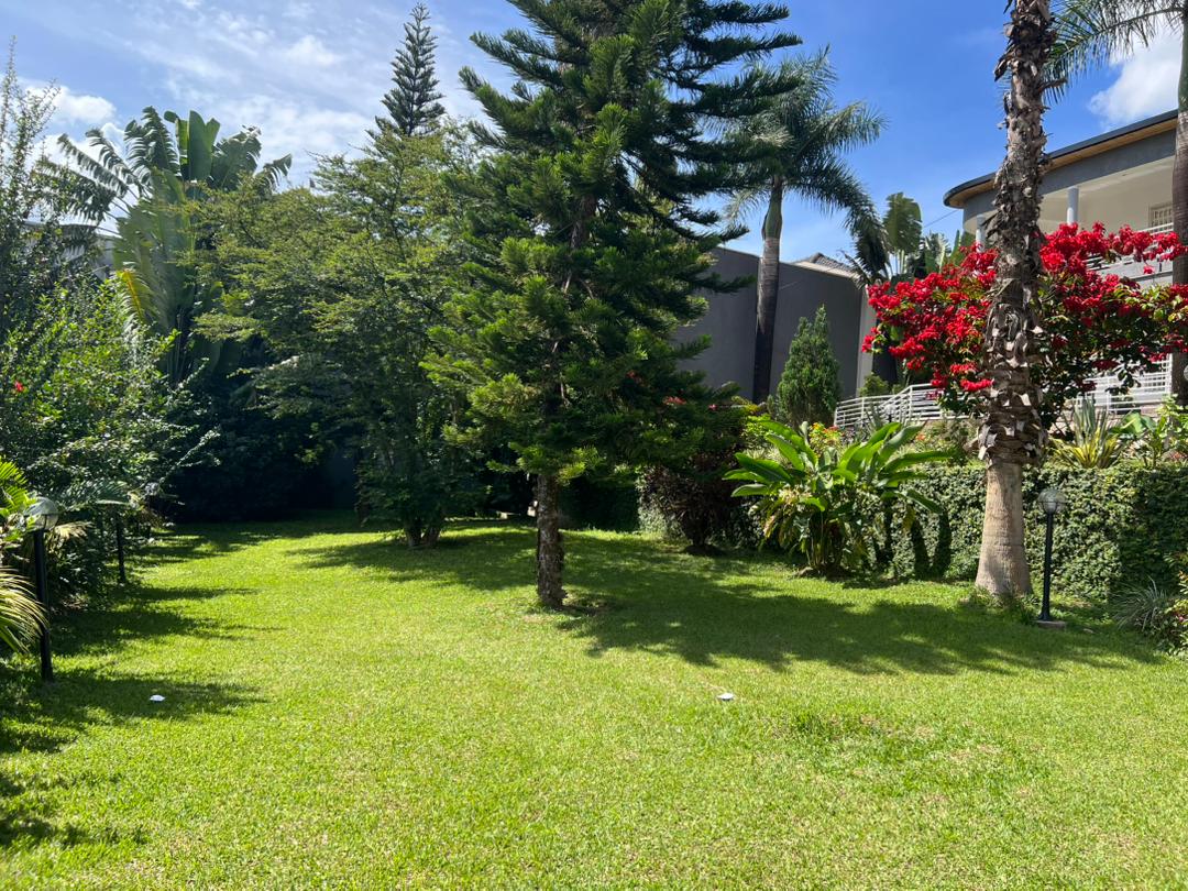 CR 065 RESIDENTAL HOUSE FOR RENT IN NYARUTARAMA