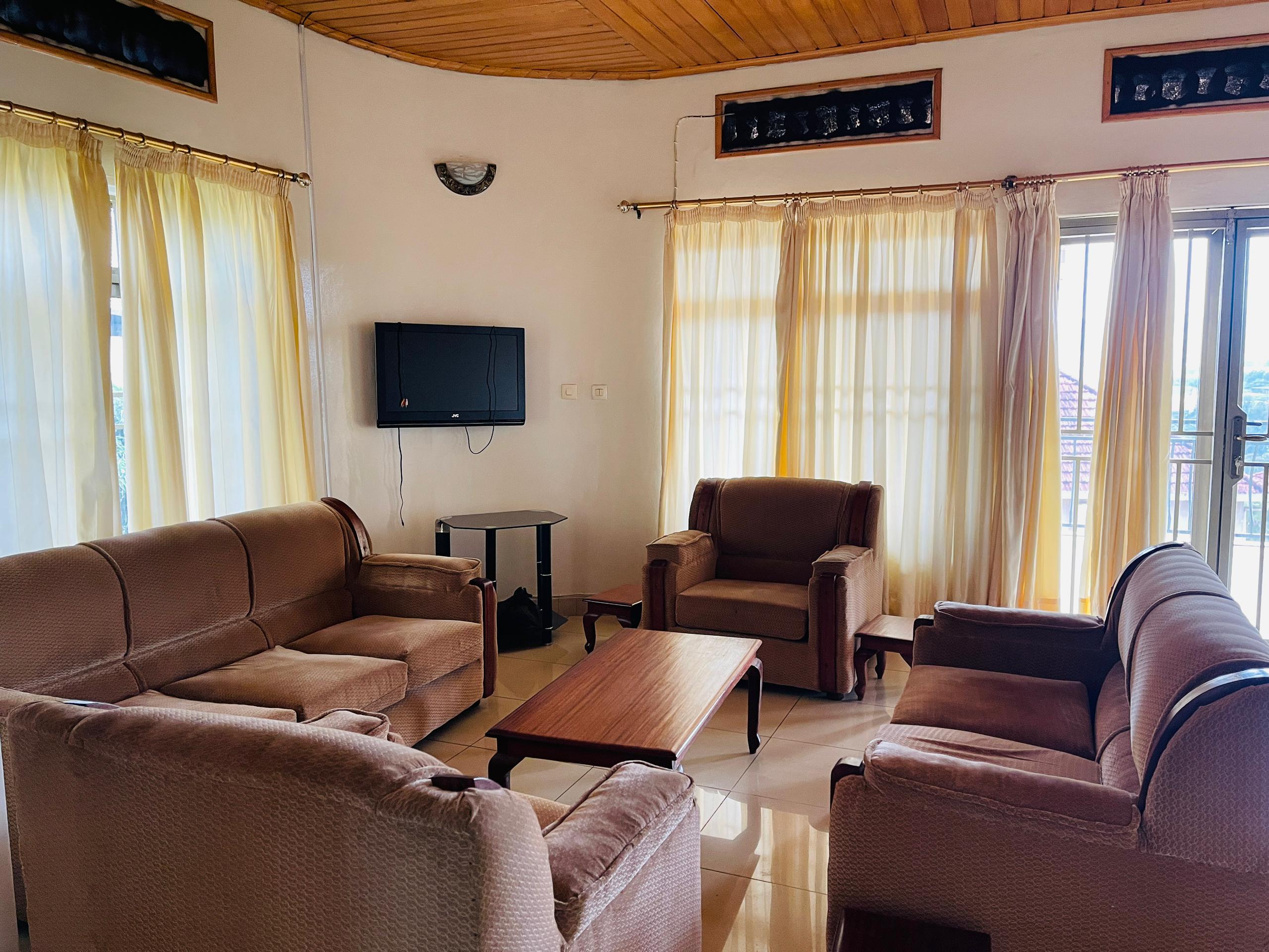 CR 068 RESIDENTIAL HOUSE FOR RENT IN NYARUTARAMA