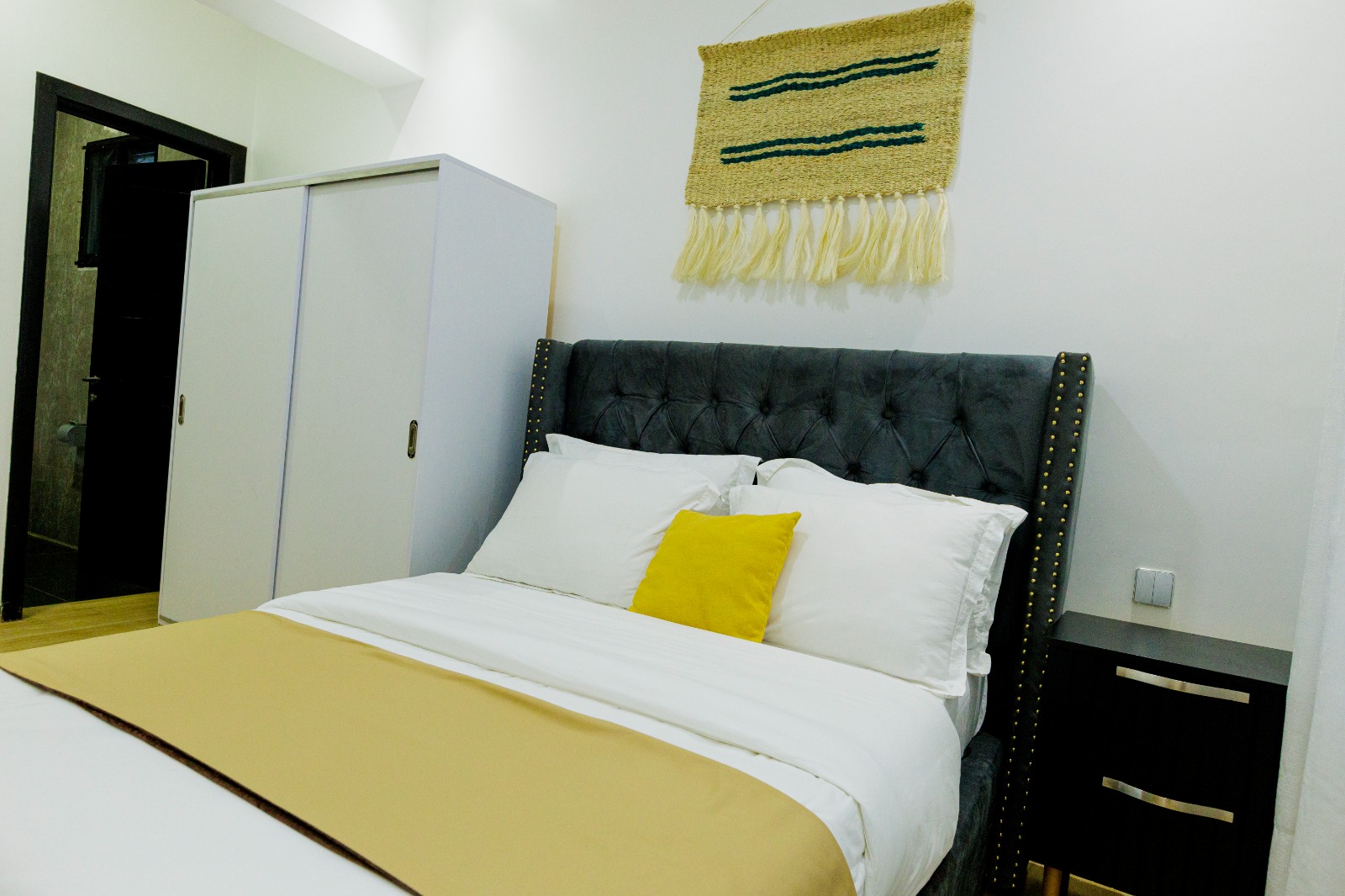 CR 084 VILLA FOR RENT IN KACYIRU