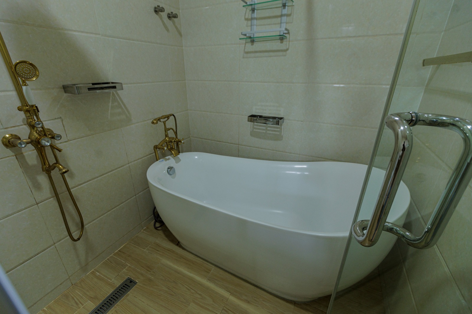 CR 084 VILLA FOR RENT IN KACYIRU