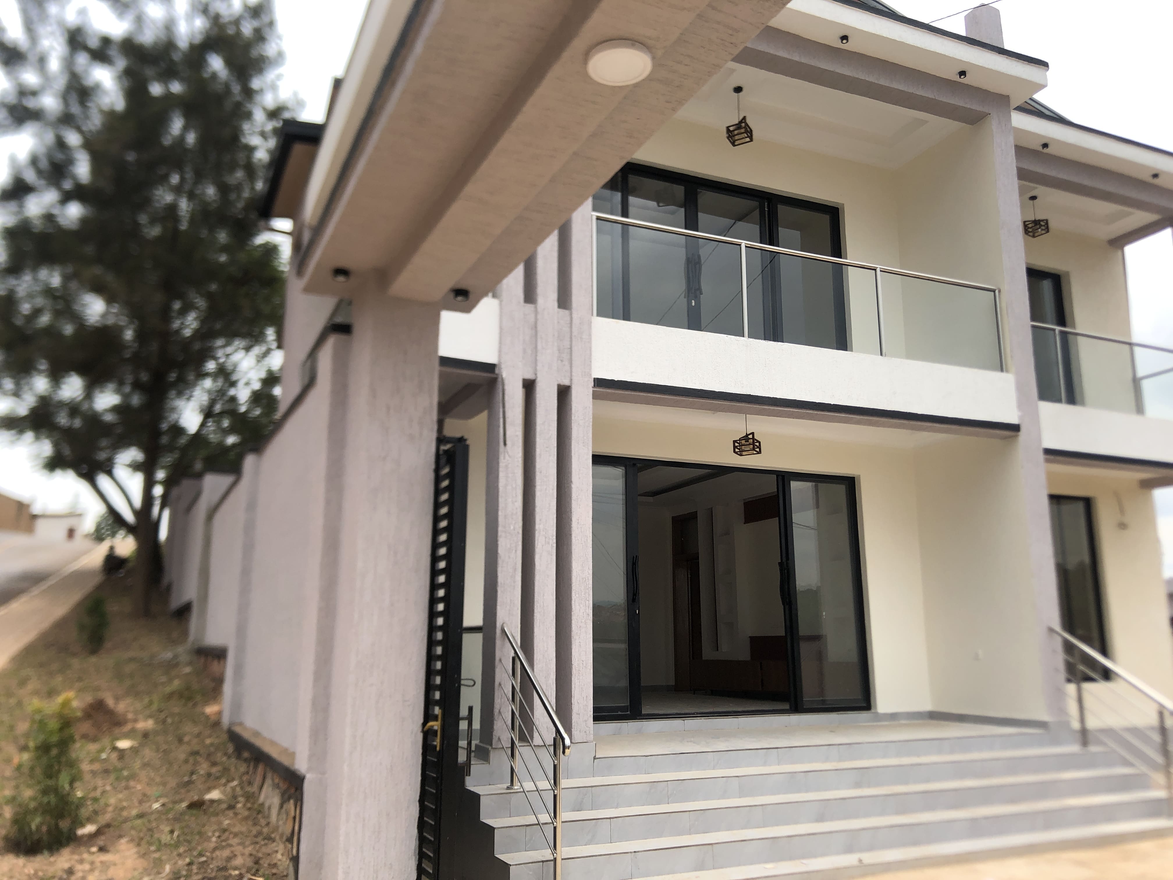 CR 086 RESIDENTIAL HOME FOR SALE IN KIBAGABAGA