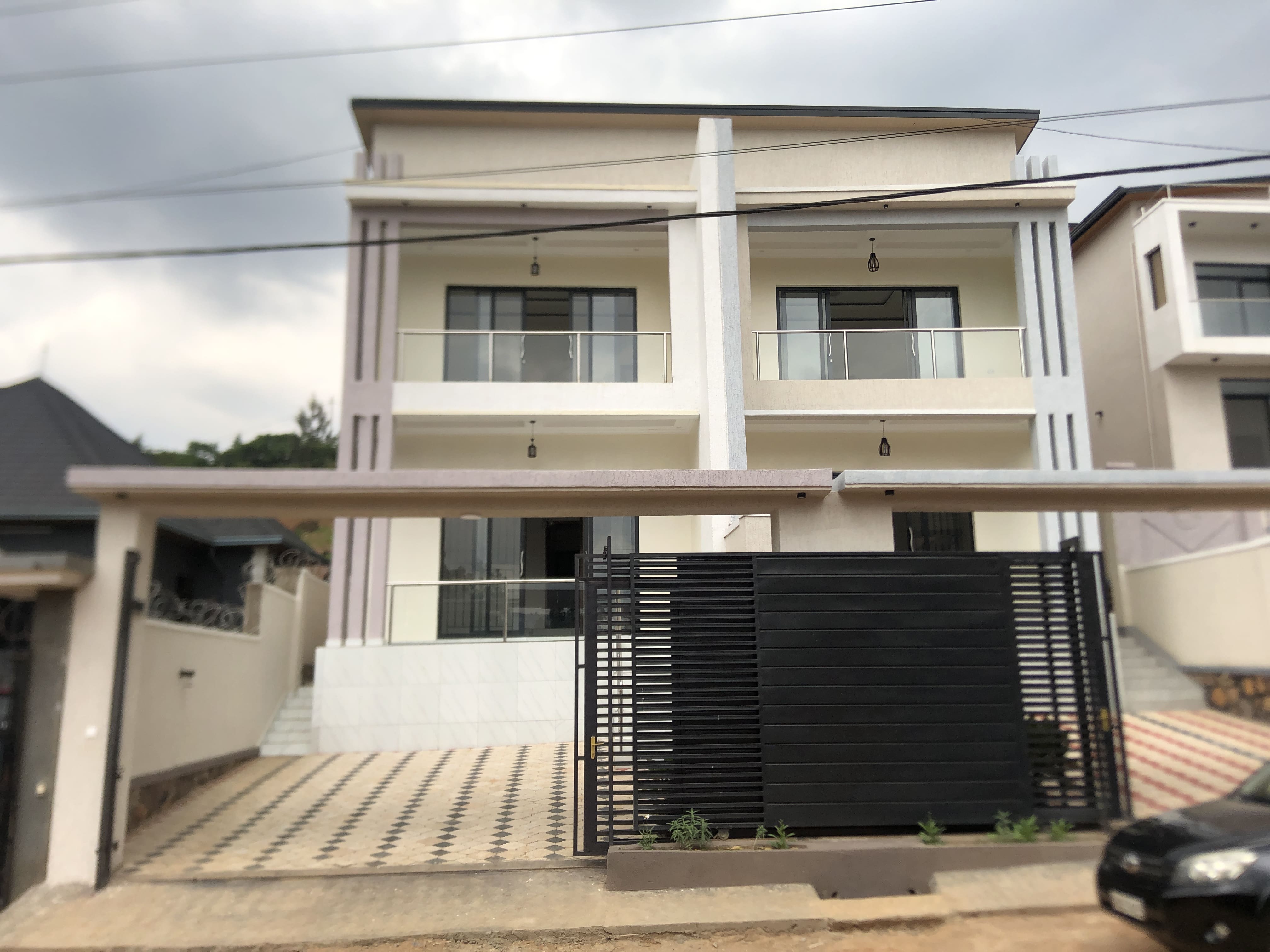 CR 087 RESIDENTIAL HOME FOR SALE IN KIBAGABAGA