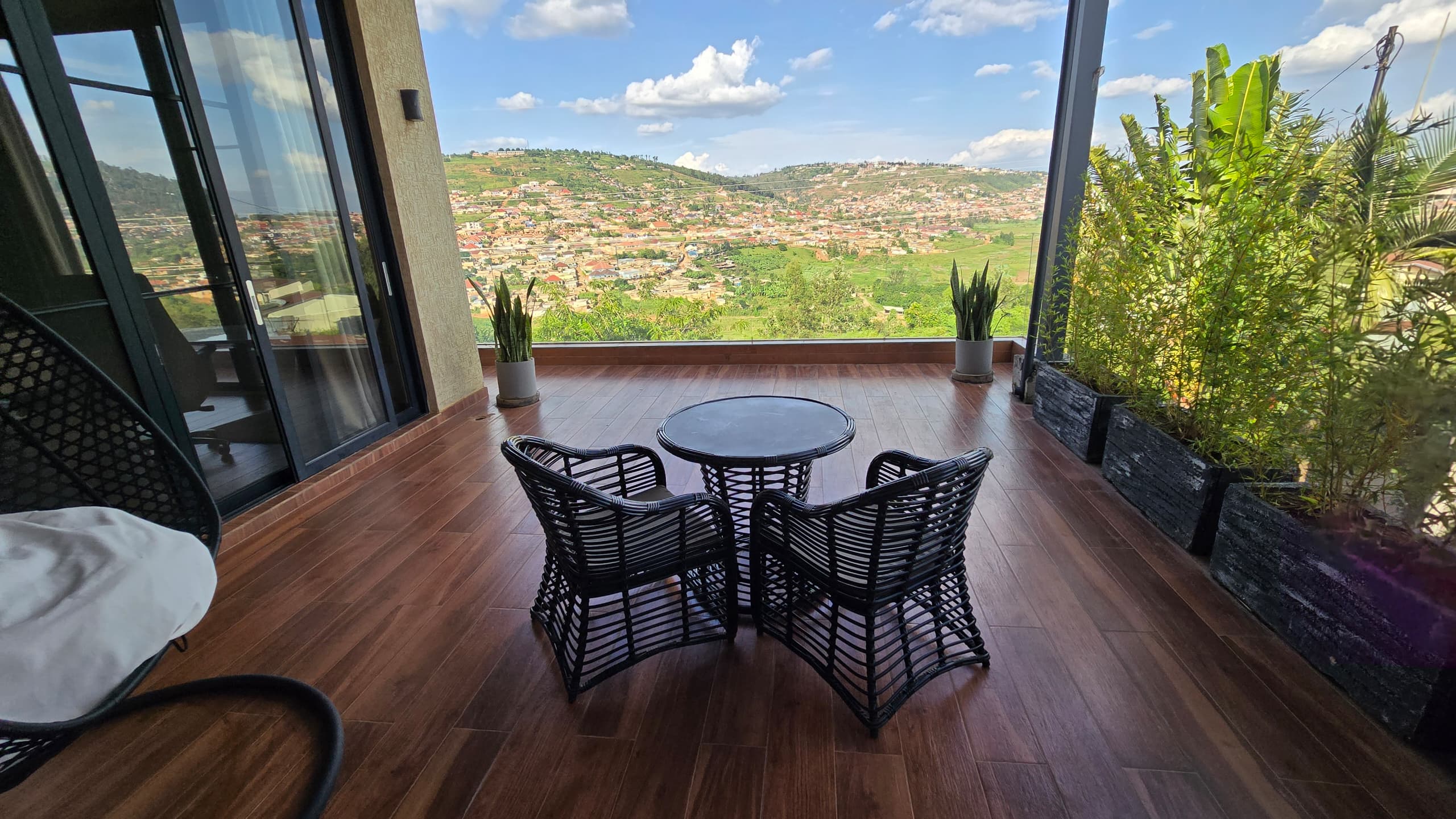 CR 090 VILLA FOR RENT IN KINYINYA