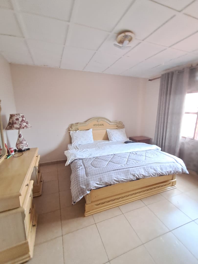 CR 093 HOUSE FOR RENT IN GACURIRO