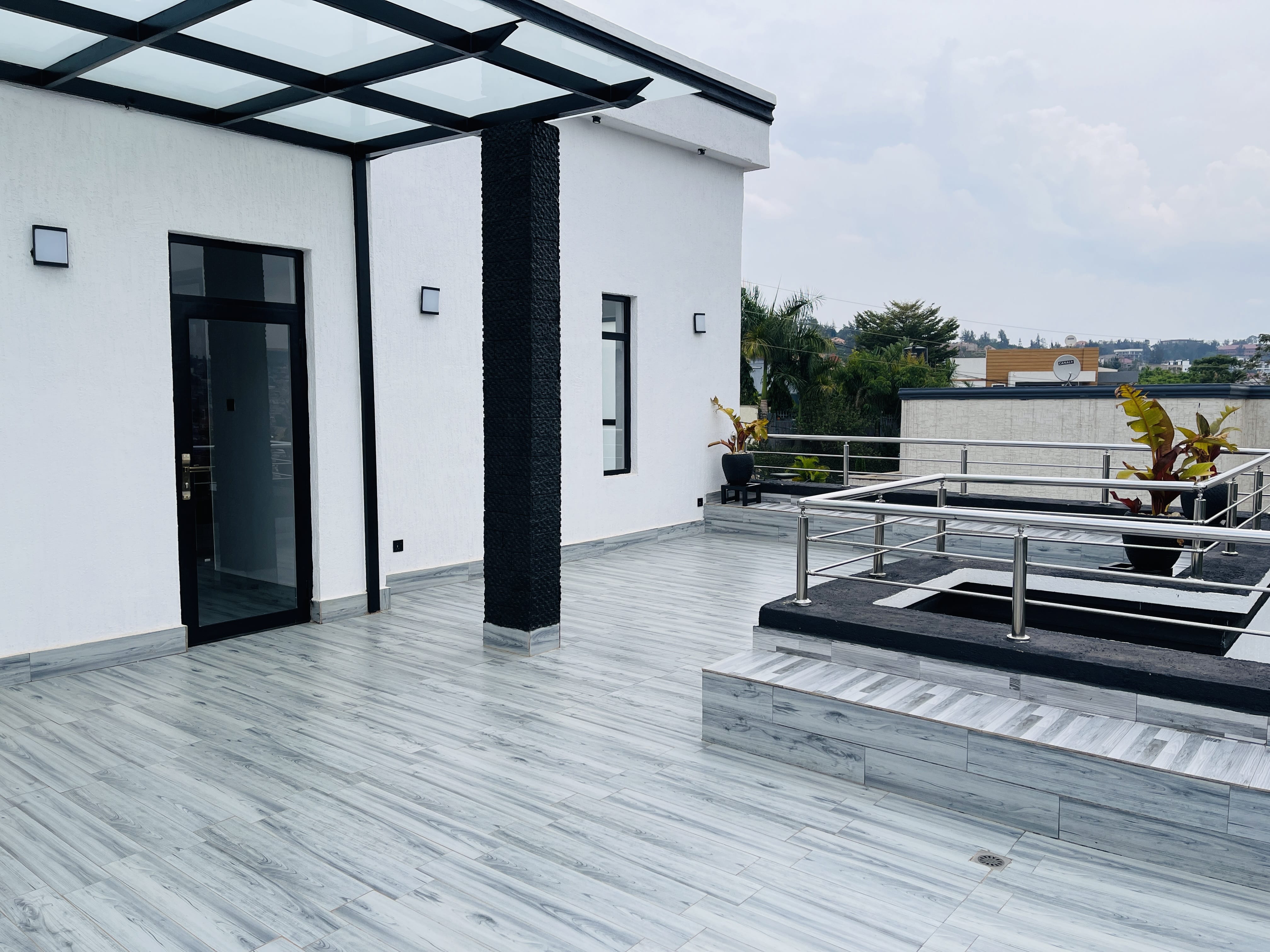 CR 093 RESIDENTIAL HOME FOR SALE IN KIBAGABAGA