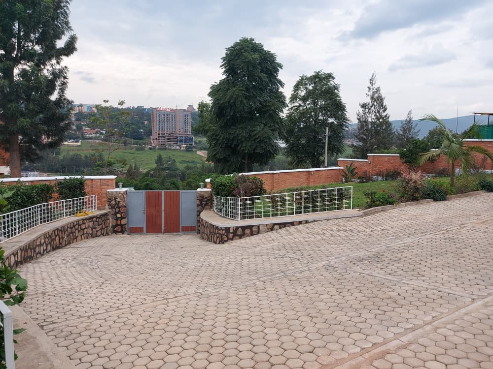 CR 109 RESIDENTIAL HOUSE FOR RENT IN KIMIHURURA