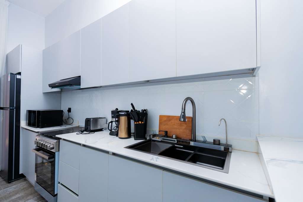 CR 108 RESIDENTIAL HOUSE FOR SALE IN KANOMBE