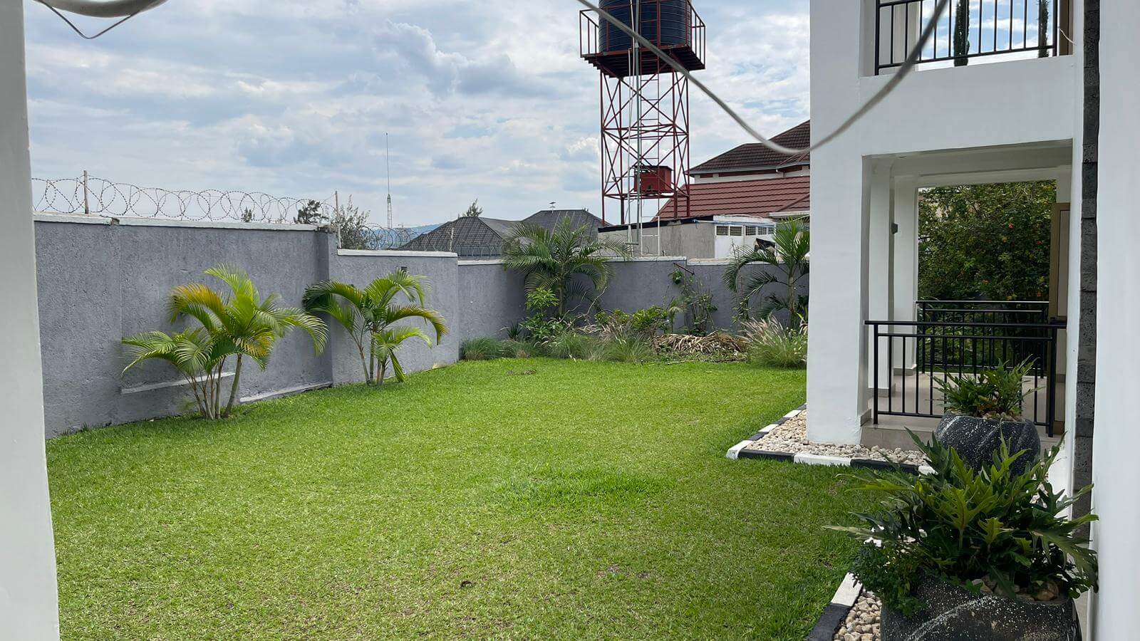CR 125 RESIDENTIAL HOUSE FOR RENT IN NYARUTARAMA