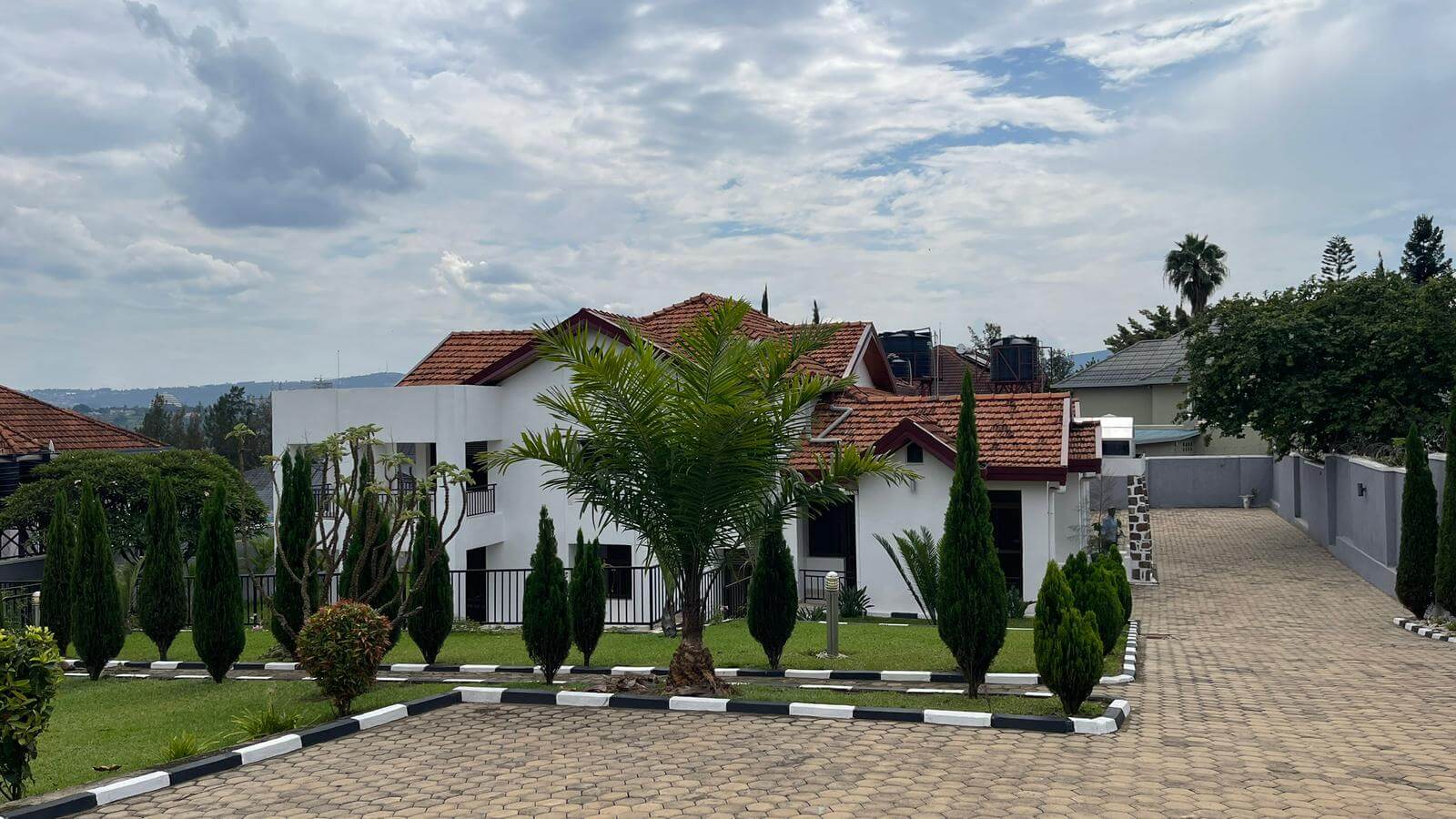 CR 125 RESIDENTIAL HOUSE FOR RENT IN NYARUTARAMA