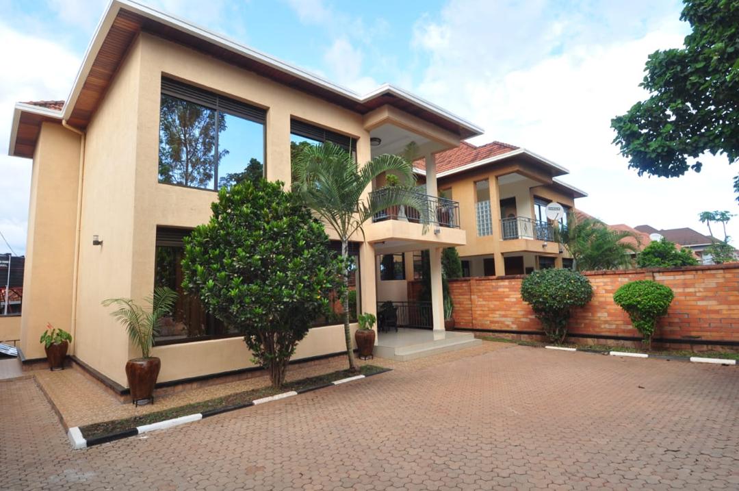 CR 130 TWIN HOUSES FOR RENT IN KICUKIRO,KAGARAMA