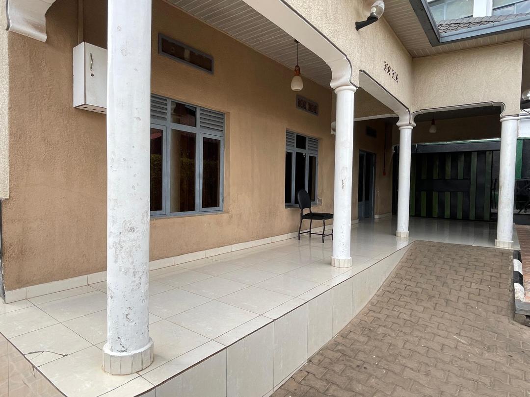 CR 133 MIXED USE COMMERCIAL PROPERTY FOR SALE IN REMERA
