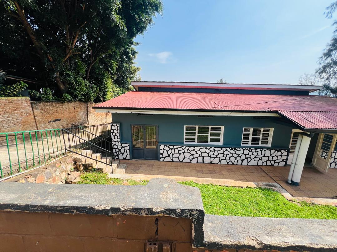 CR 136 MIXED-USE COMMERCIAL PROPERTY FOR SALE IN KIYOVU