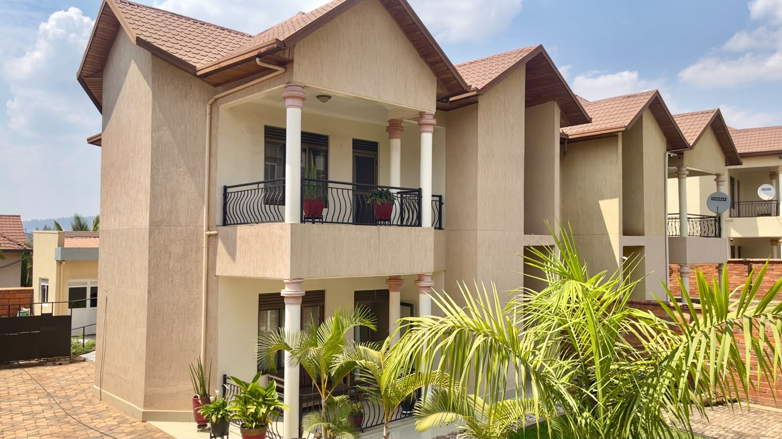 CR 150 RESIDENTIAL HOUSE FOR RENT IN GACURIRO