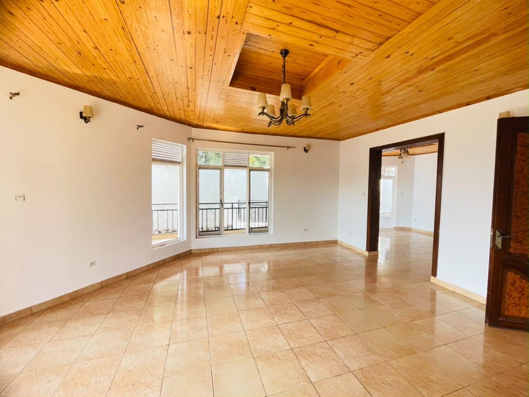 CR 155 COMMERCIAL PROPERTY & OFFICE SPACE FOR RENT IN NYARUTARAMA