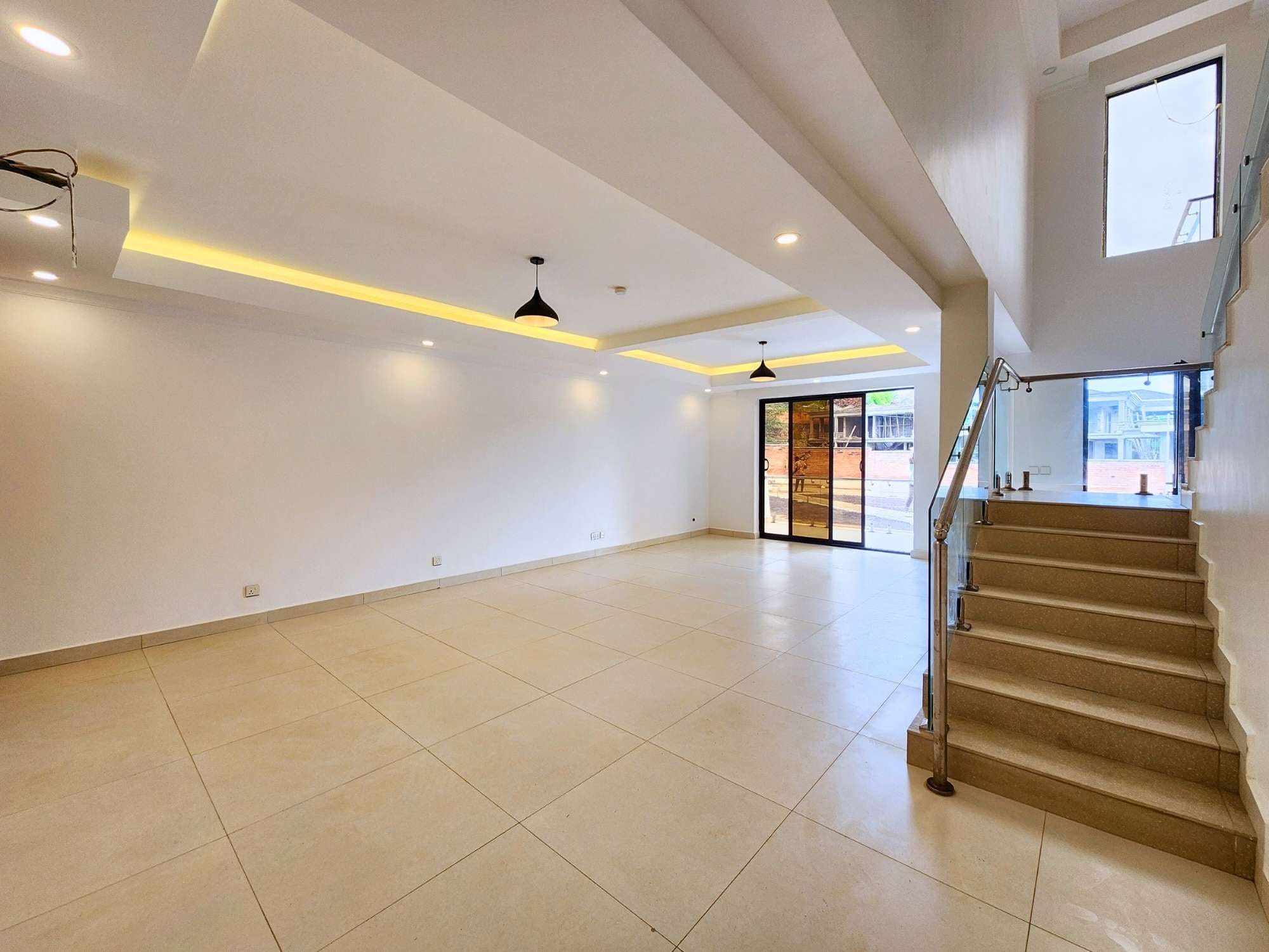 CR 158 COMMERCIAL PROPERTY FOR SALE & RENT IN NYARUTARAMA